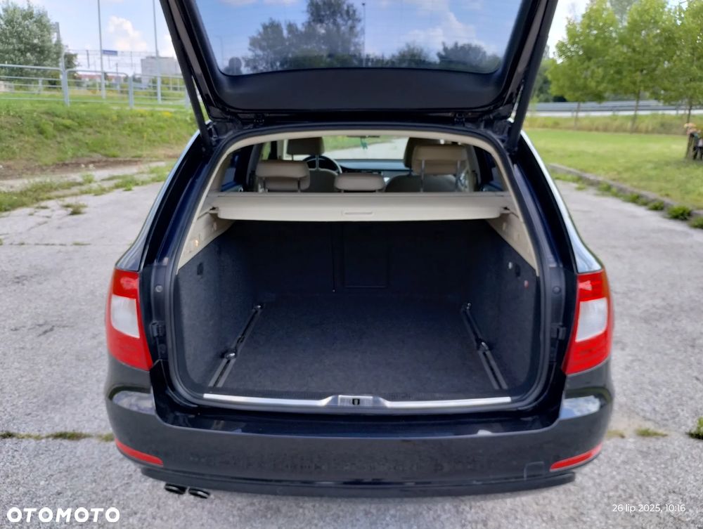 Skoda Superb 2.0 TDI Platinum - 12