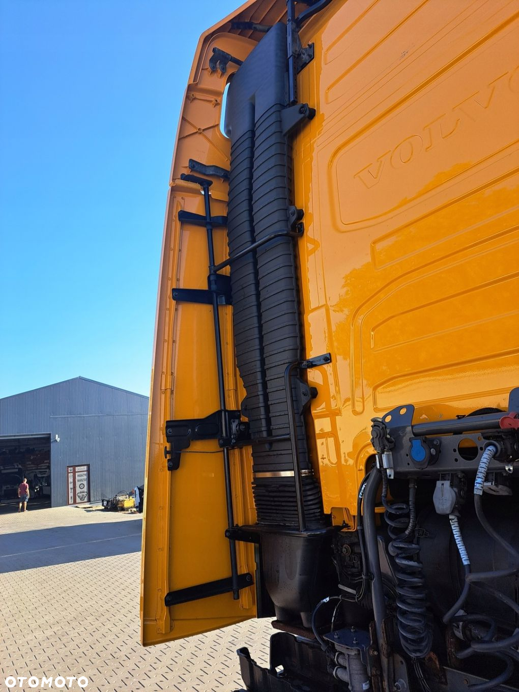 SPOJLERY OWIEWKI KABINY KOMPLET VOLVO FH 4 EURO 6 GLOBETROTTER - 5