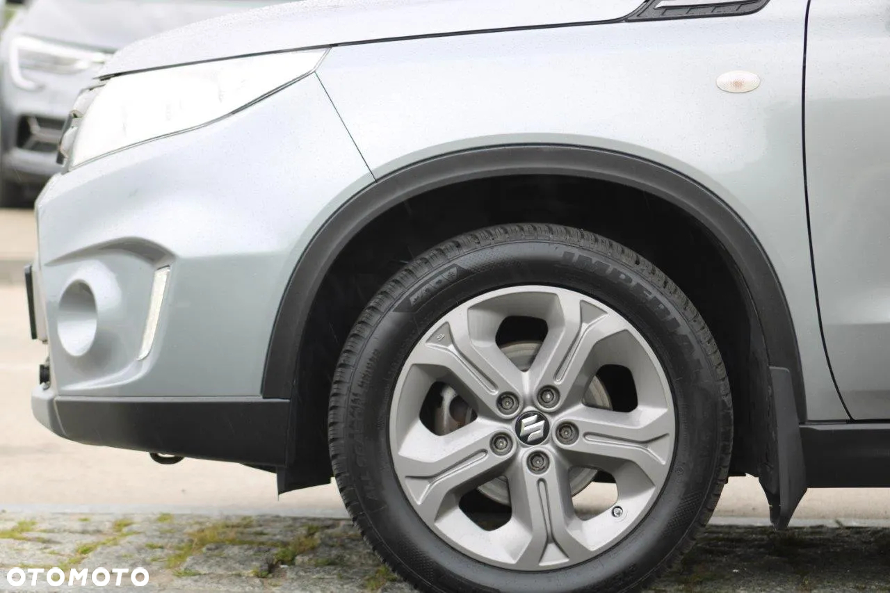 Suzuki Vitara 1.6 Premium 2WD - 32