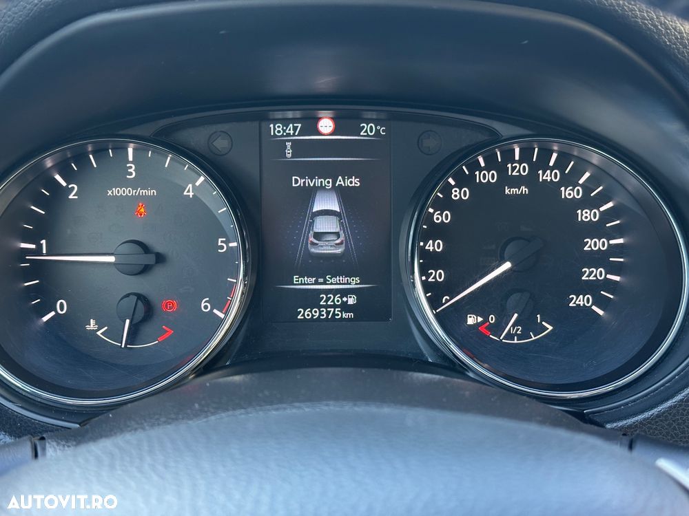 Nissan Qashqai 1.6 DCI Start/Stop N-Connecta - 22