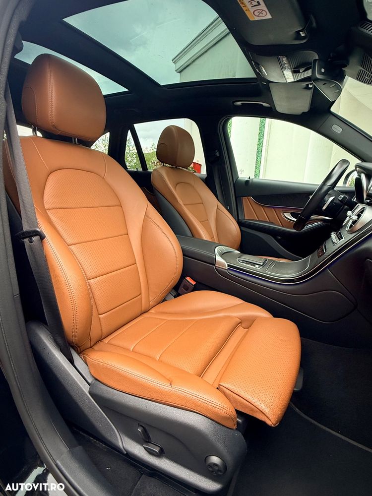 Mercedes-Benz GLC 300 e 4Matic 9G-TRONIC AMG Line Plus - 10