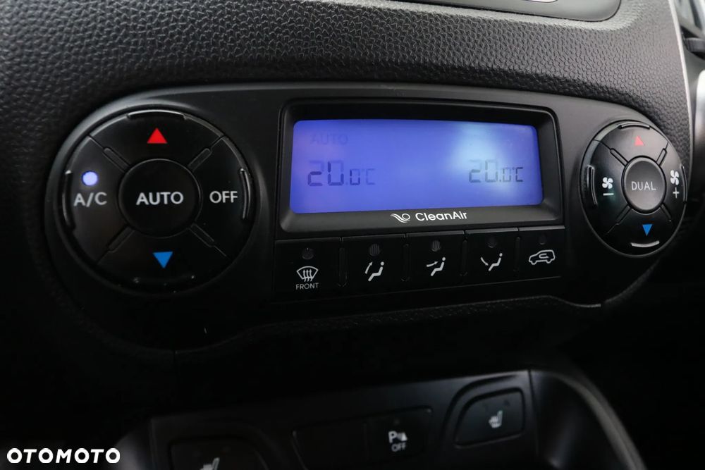 Hyundai ix35 2.0 CRDi Premium 4WD - 16