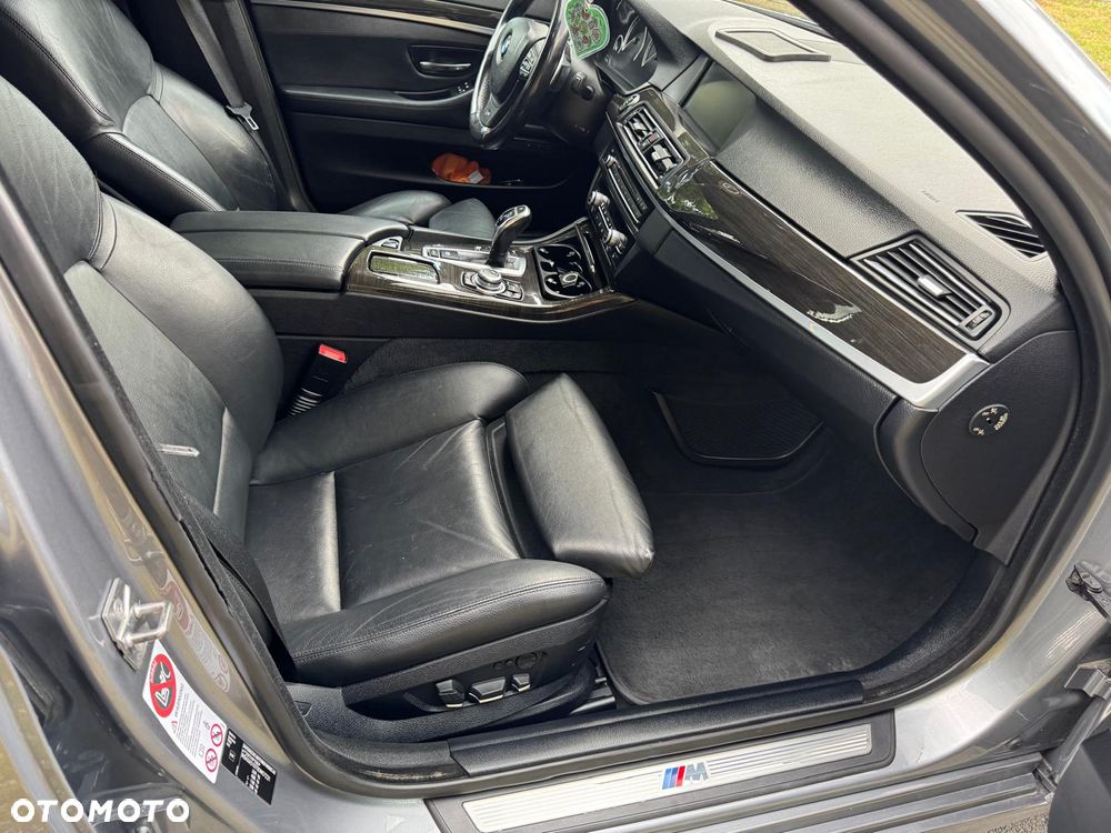 BMW Seria 5 530d - 28