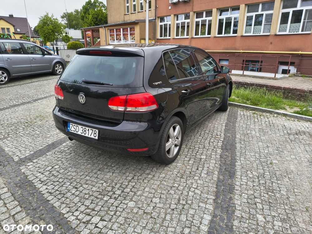 Volkswagen Golf 1.2 TSI BlueMot Comfortline - 2