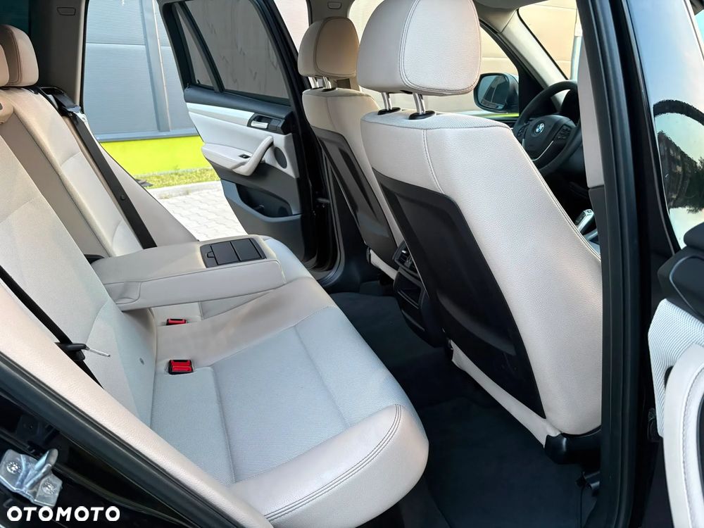 BMW X3 xDrive20d - 8