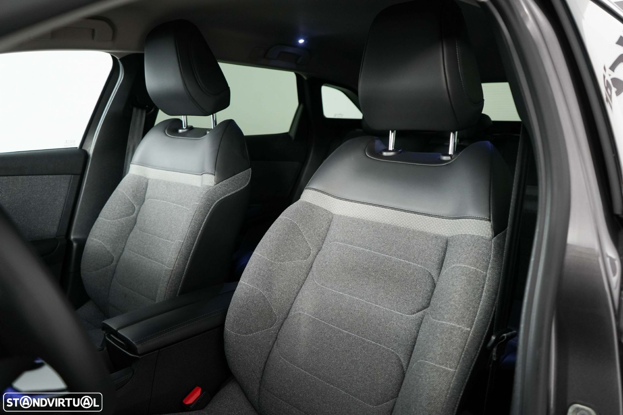 Citroën C5 X 1.2 PureTech Shine EAT8 - 8