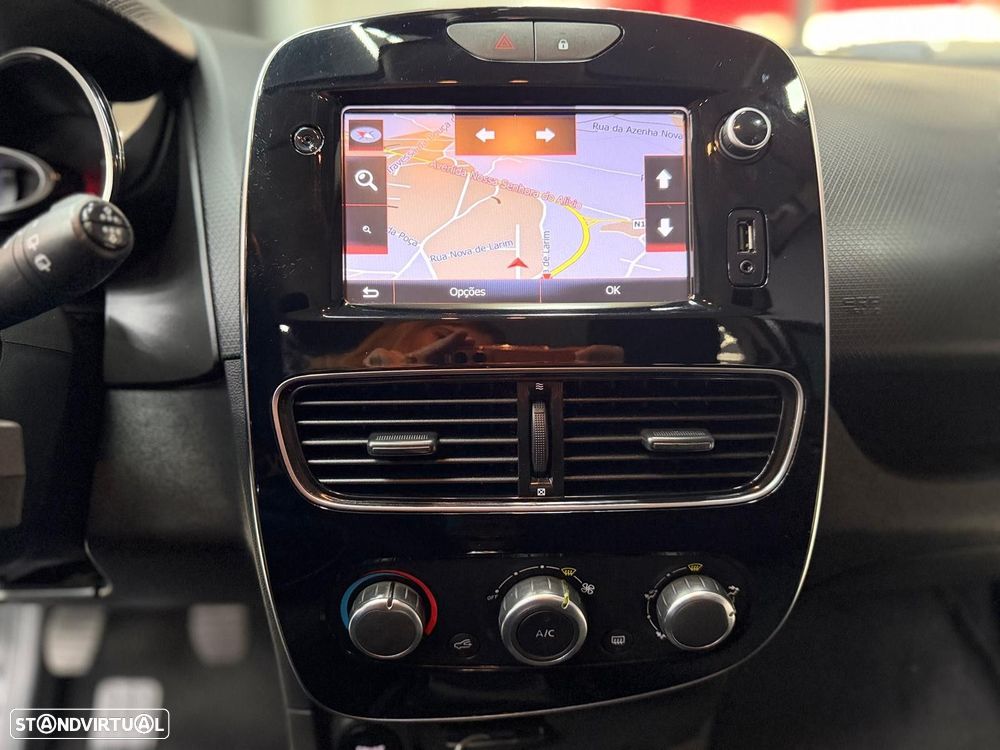 Renault Clio 0.9 TCe Limited - 27