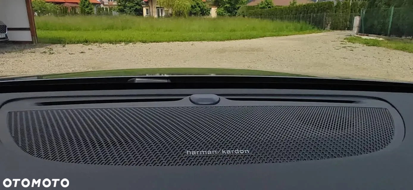 Volvo V60 T8 AWD Plug-In Hybrid Polestar Engineered - 24