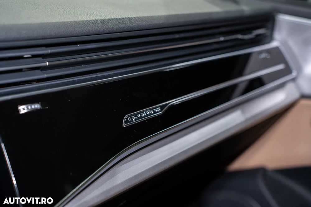 Audi Q7 55 TFSI e quattro tiptronic S line - 36