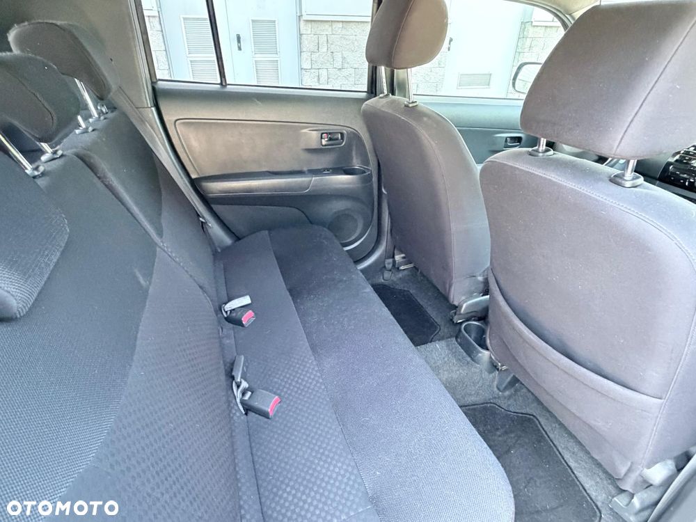 Daihatsu Materia 1.3 - 15