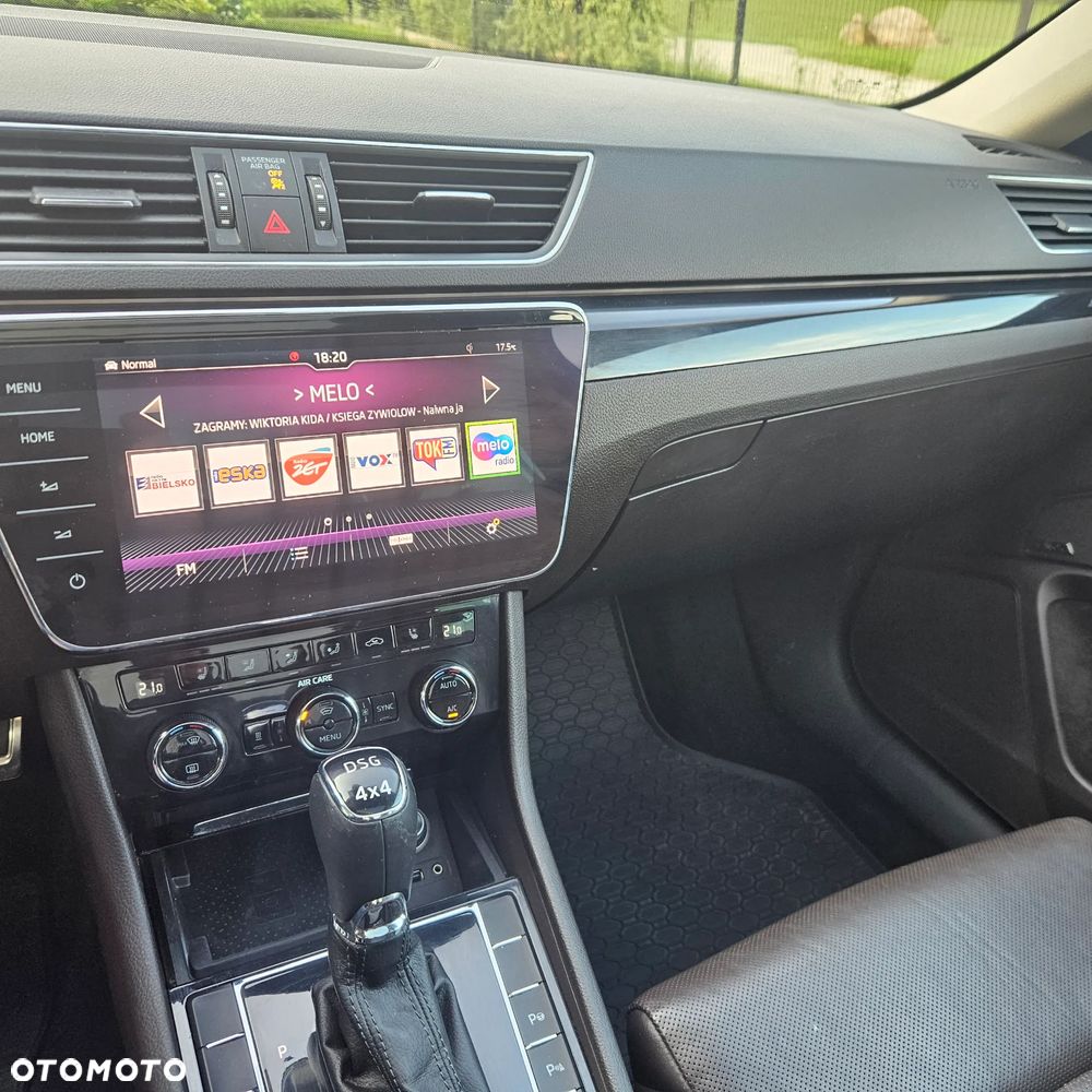 Skoda Superb 2.0 TDI 4x4 L&K DSG - 16