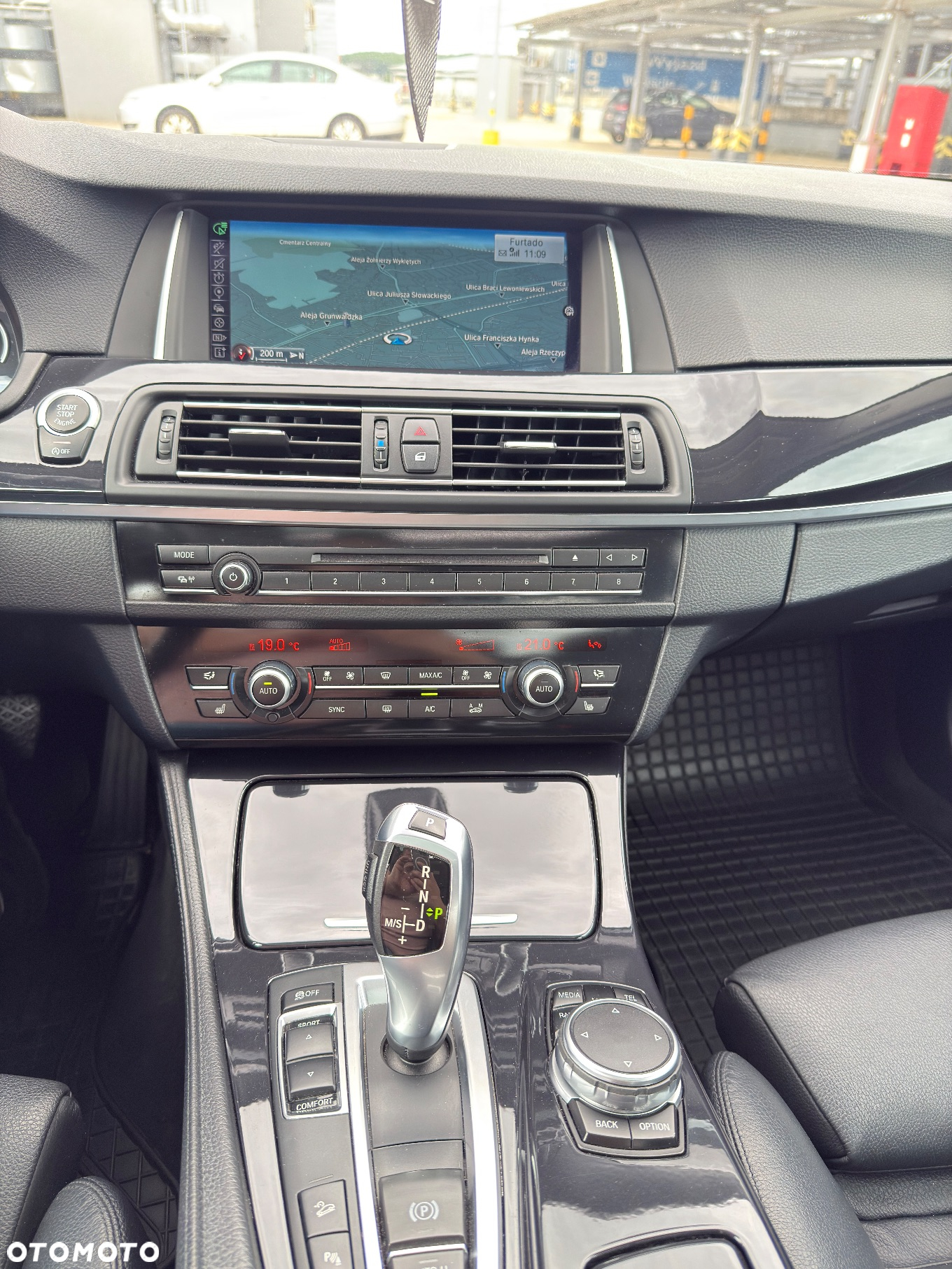 BMW Seria 5 525d xDrive Luxury Line - 21