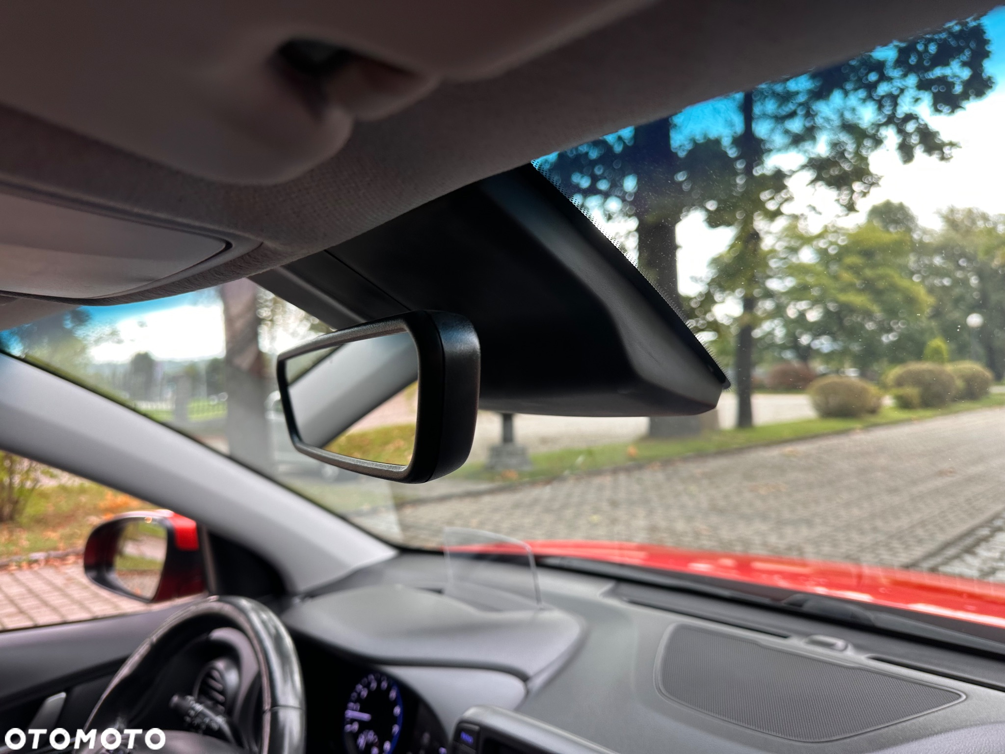 Hyundai Kona 1.6 T-GDI DCT 4WD Premium - 32