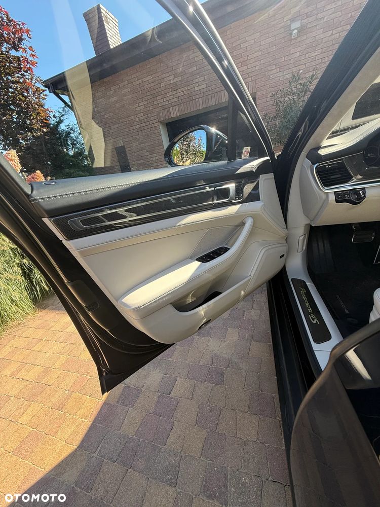 Porsche Panamera 4S E-Hybrid - 21