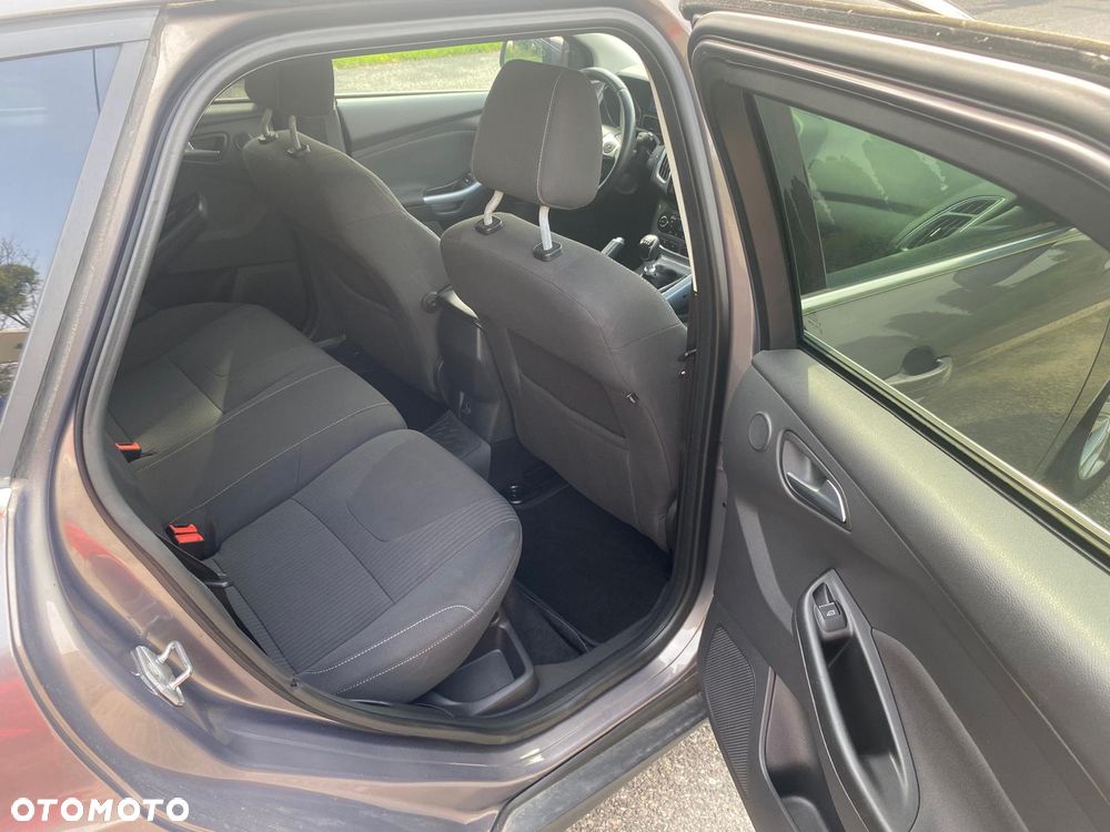 Ford Focus - 16