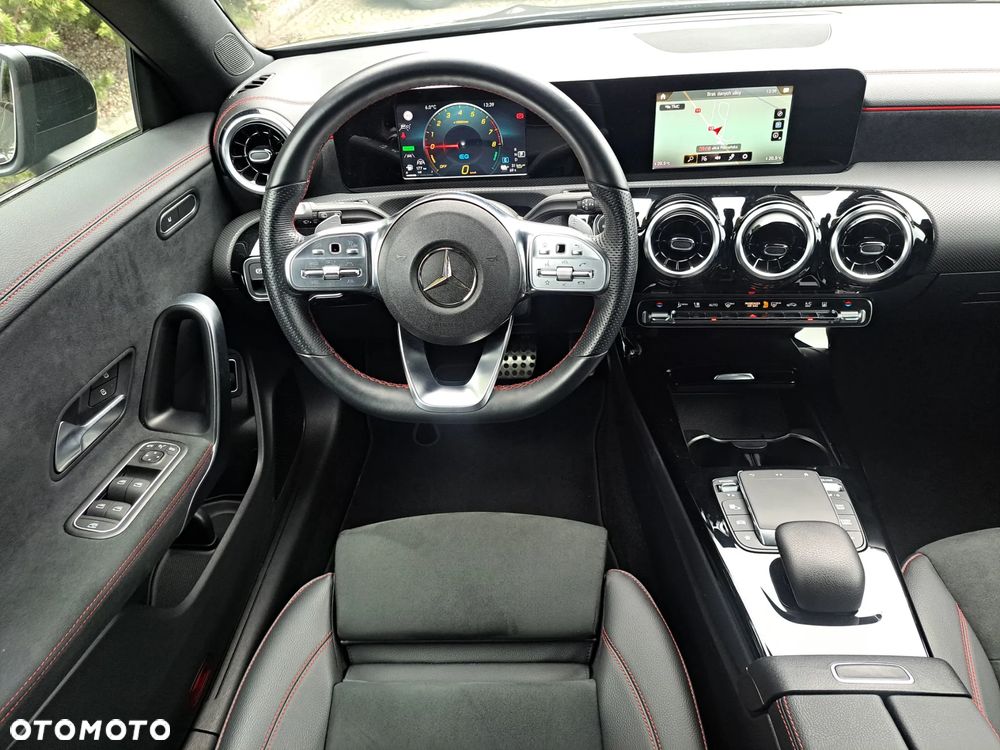 Mercedes-Benz CLA ver-250-e-shooting-brake-8g--dct-edition-amg-line - 8