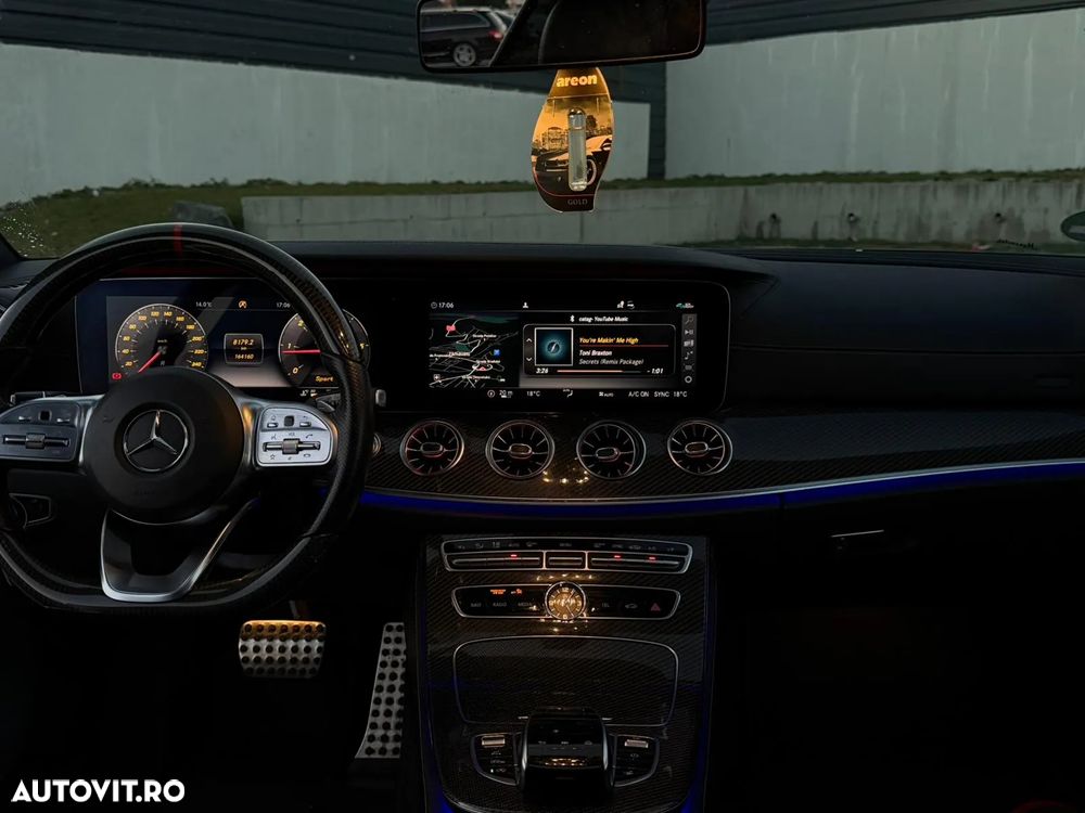 Mercedes-Benz E 220 d 4Matic Coupe 9G-TRONIC AMG Line - 14