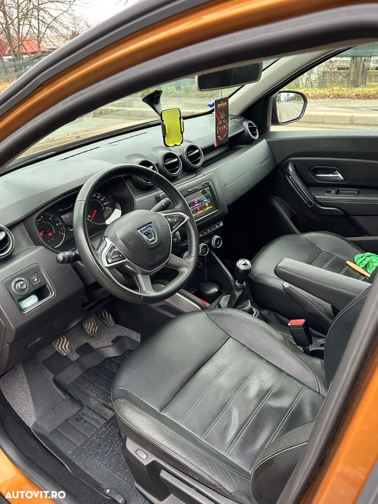 Dacia Duster 1.5 dCi 4WD Prestige jante 17" - 28
