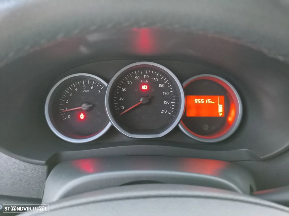 Dacia Lodgy 1.5 dCi Stepway 7L - 10