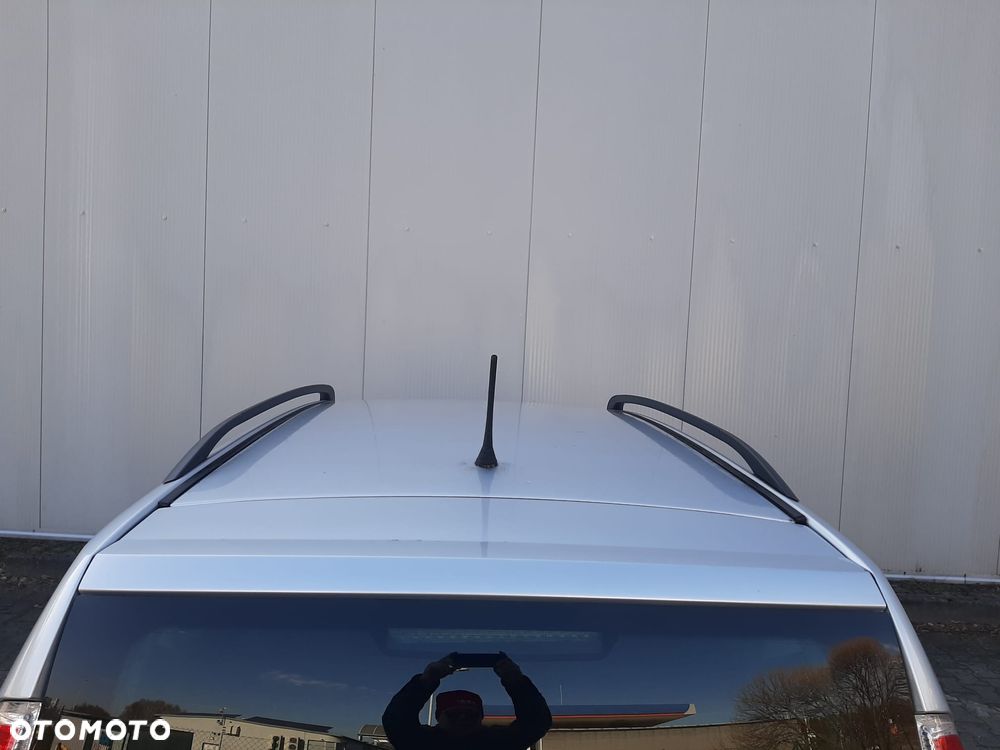 Skoda Roomster 1.2 TSI FAMILY - 11