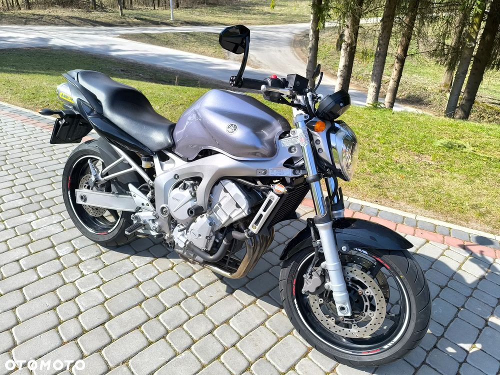 Yamaha FZ6