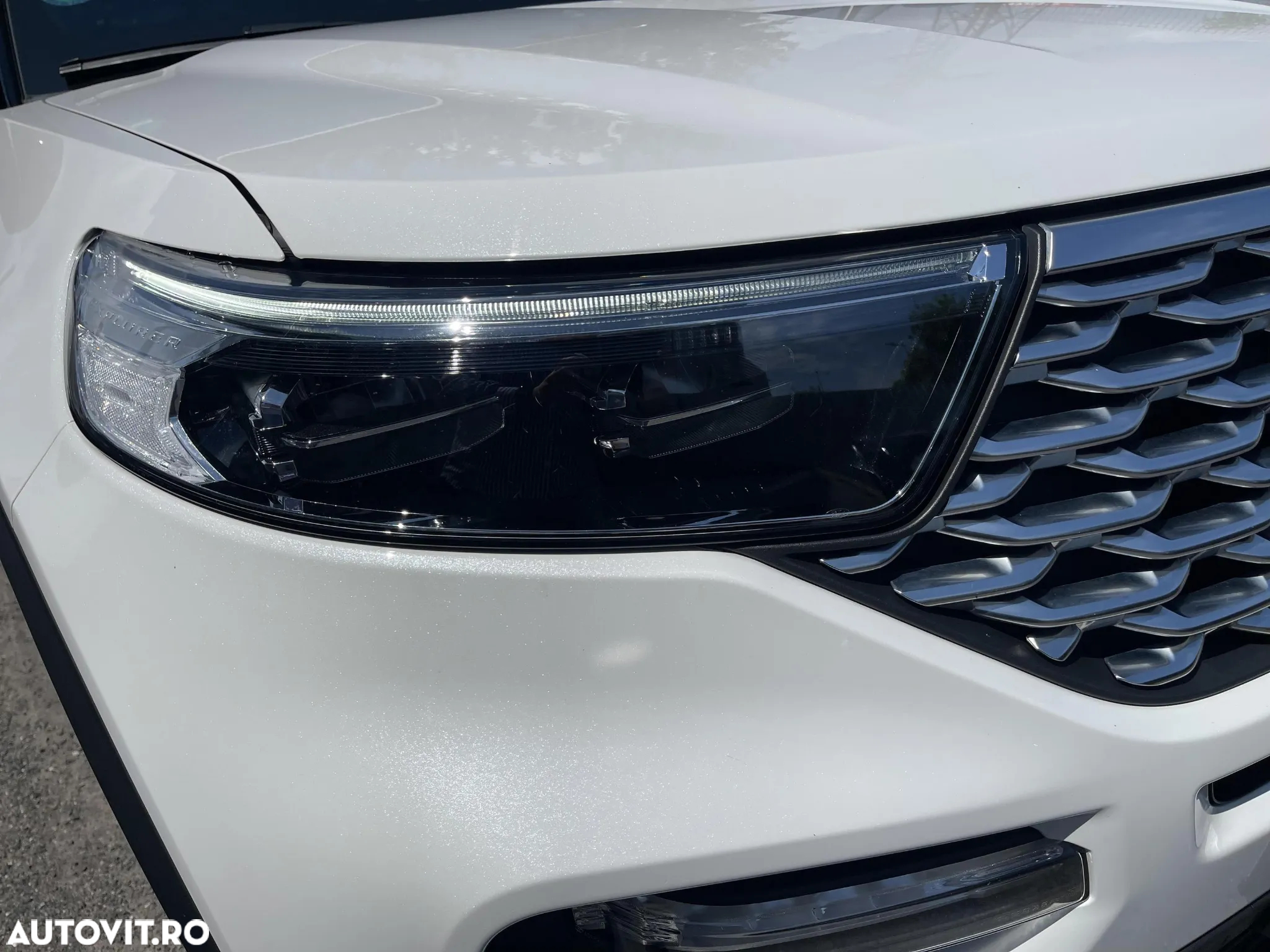 Ford Explorer 3.0 PHEV Platinum - 31