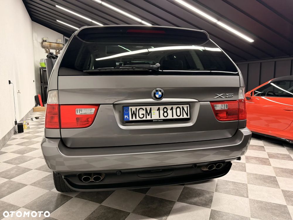 BMW X5 4.4 i - 9