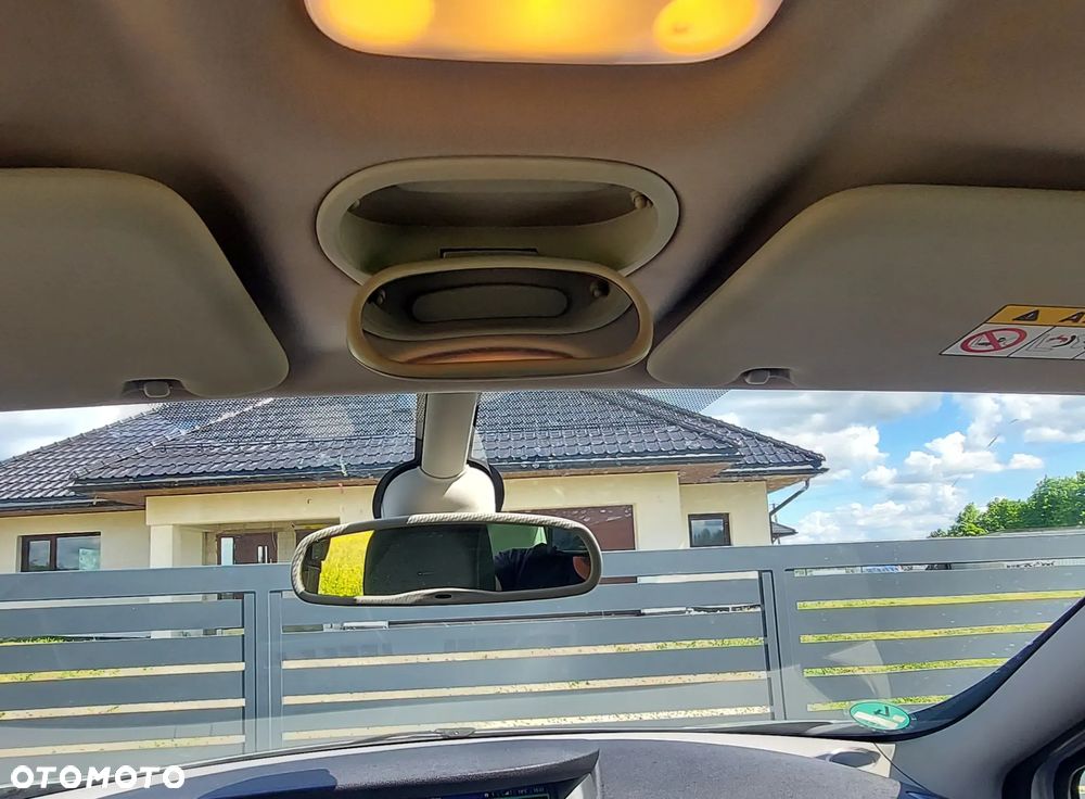 Renault Scenic ENERGY TCe 130 BOSE EDITION - 32