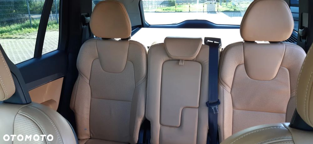 Volvo XC 90 - 24