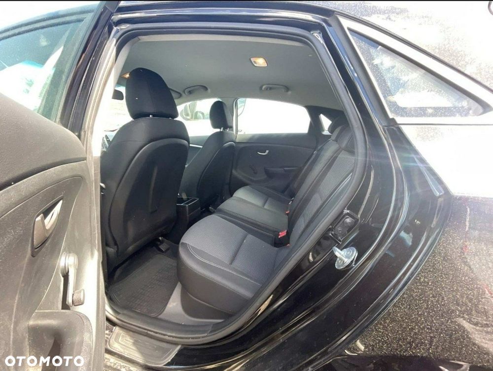 Hyundai i30 - 8