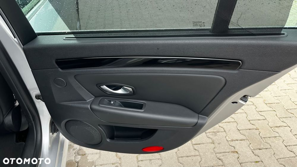 Renault Laguna 2.0 T Bose Edition - 21
