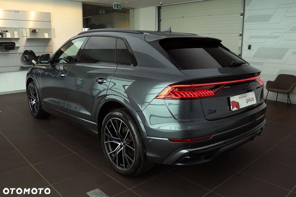 Audi Q8 - 4