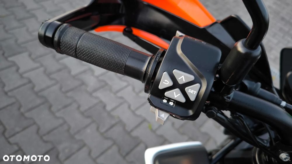 KTM Adventure - 11