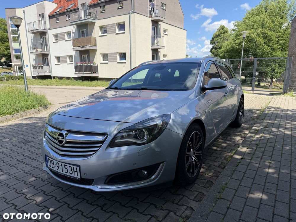 Opel Insignia - 1