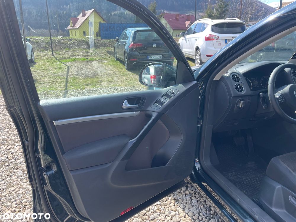 Volkswagen Tiguan - 10