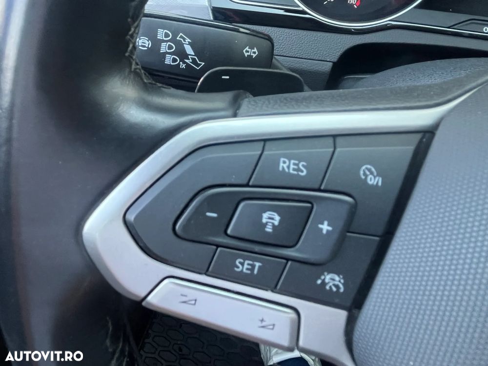 Volkswagen Passat 2.0 TDI DSG Comfortline - 16
