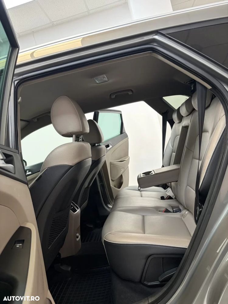 Hyundai Tucson - 12
