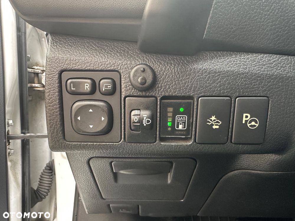 Toyota Auris Hybrid 135 Comfort - 19