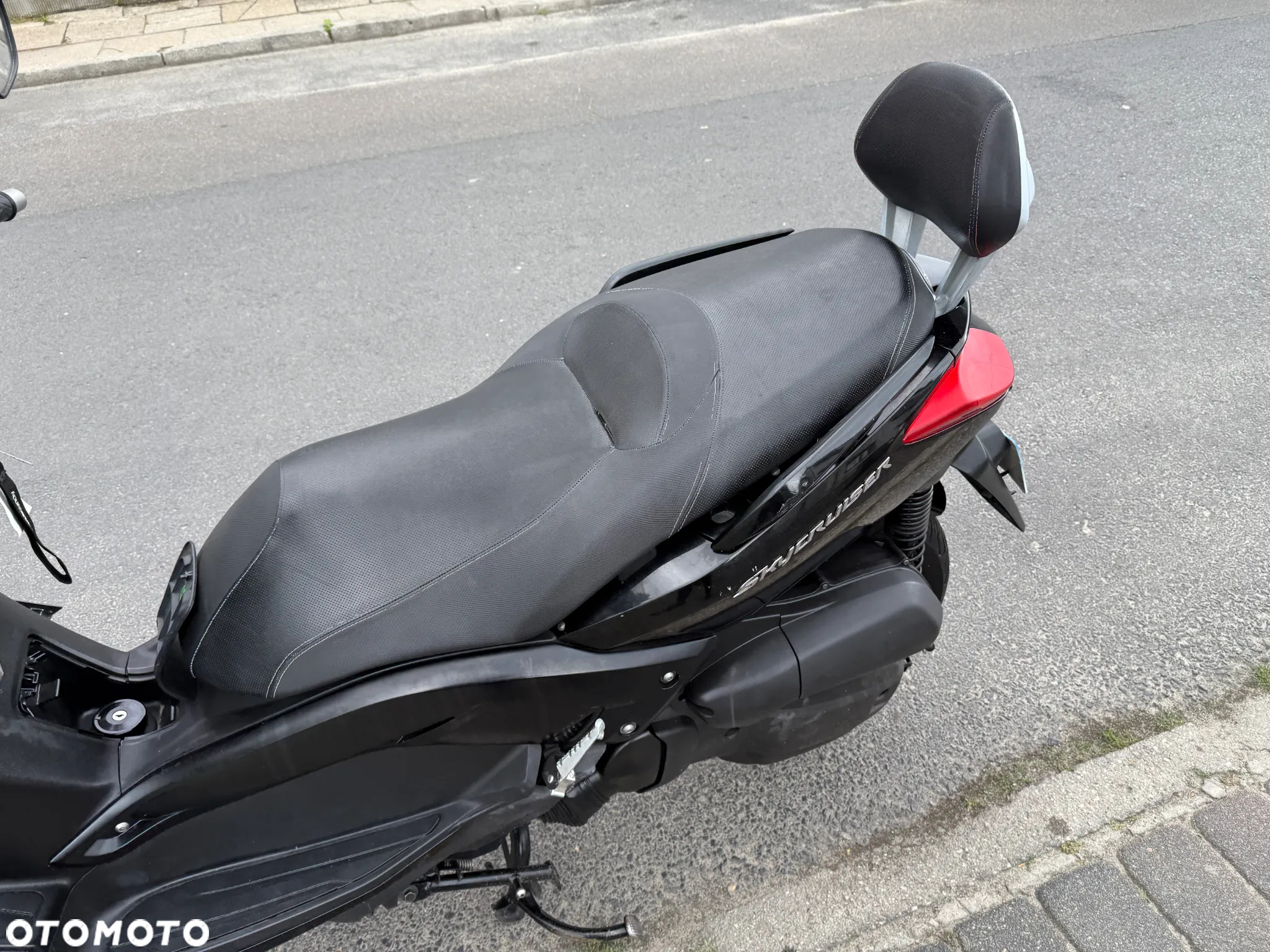 Yamaha X-max - 23