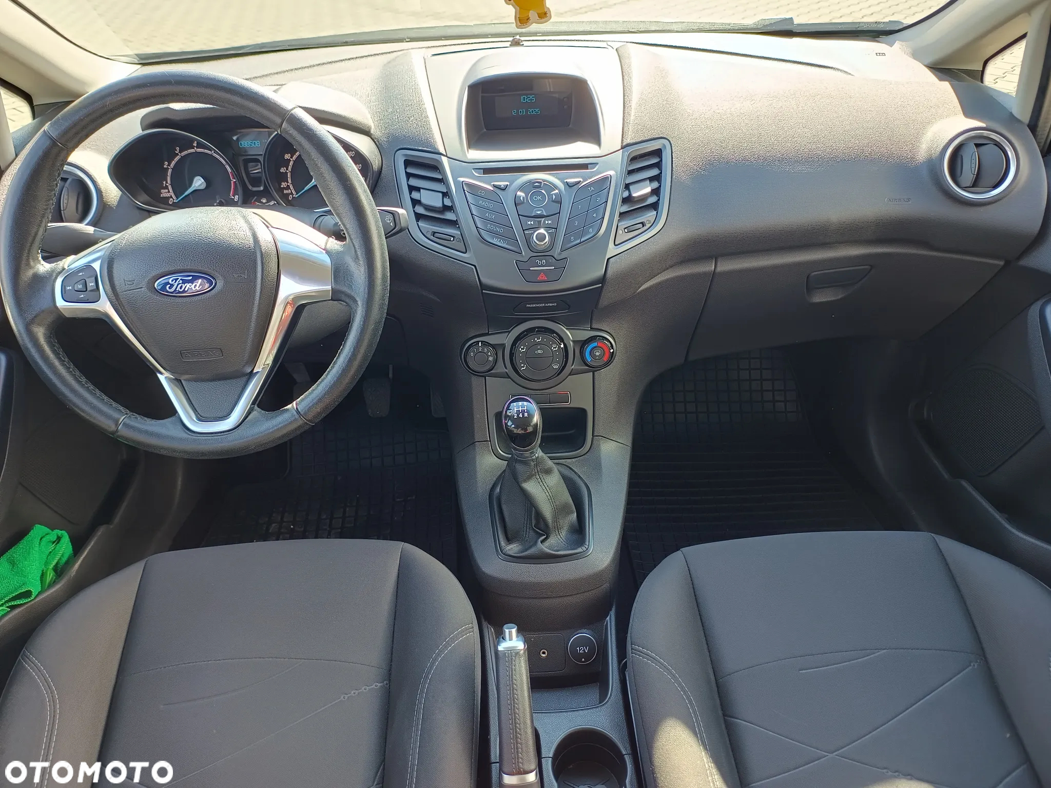 Ford Fiesta - 13