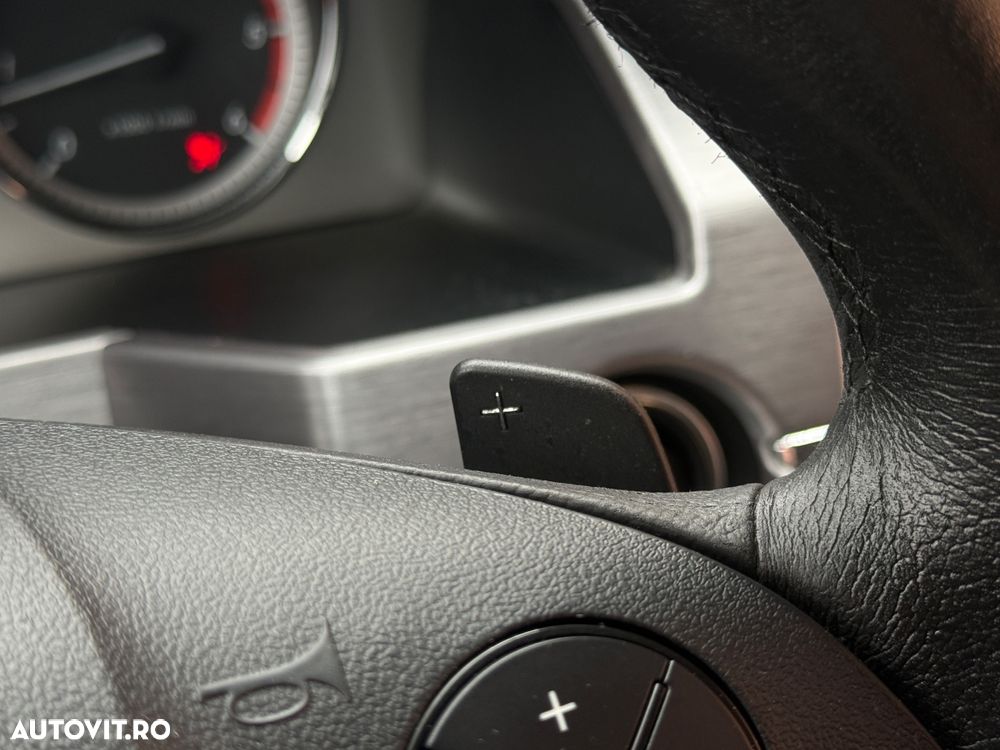 Mercedes-Benz GLK 220 CDI DPF BlueEFFICIENCY 7G-TRONIC SPORT EDITION - 26