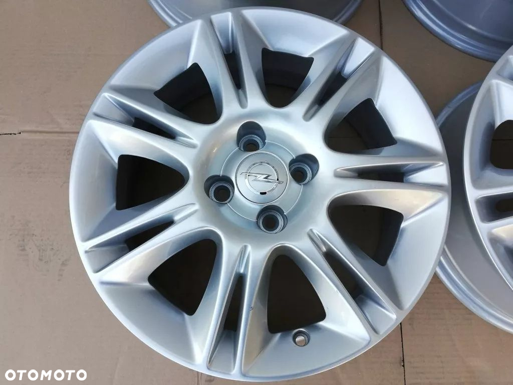 OPEL ADAM CARL CORSA FIAT PUNTO 16' - 7