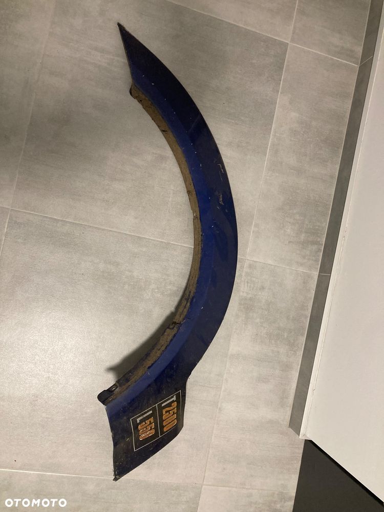 Mitsubishi Pajero - 13