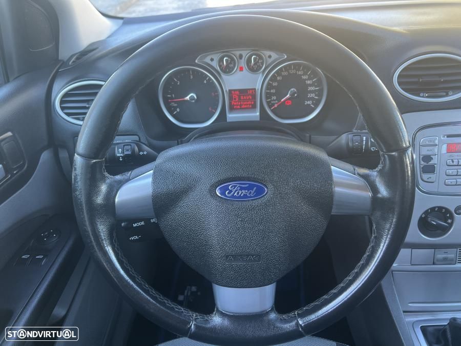 Ford Focus SW 1.6 TDCi Trend - 21