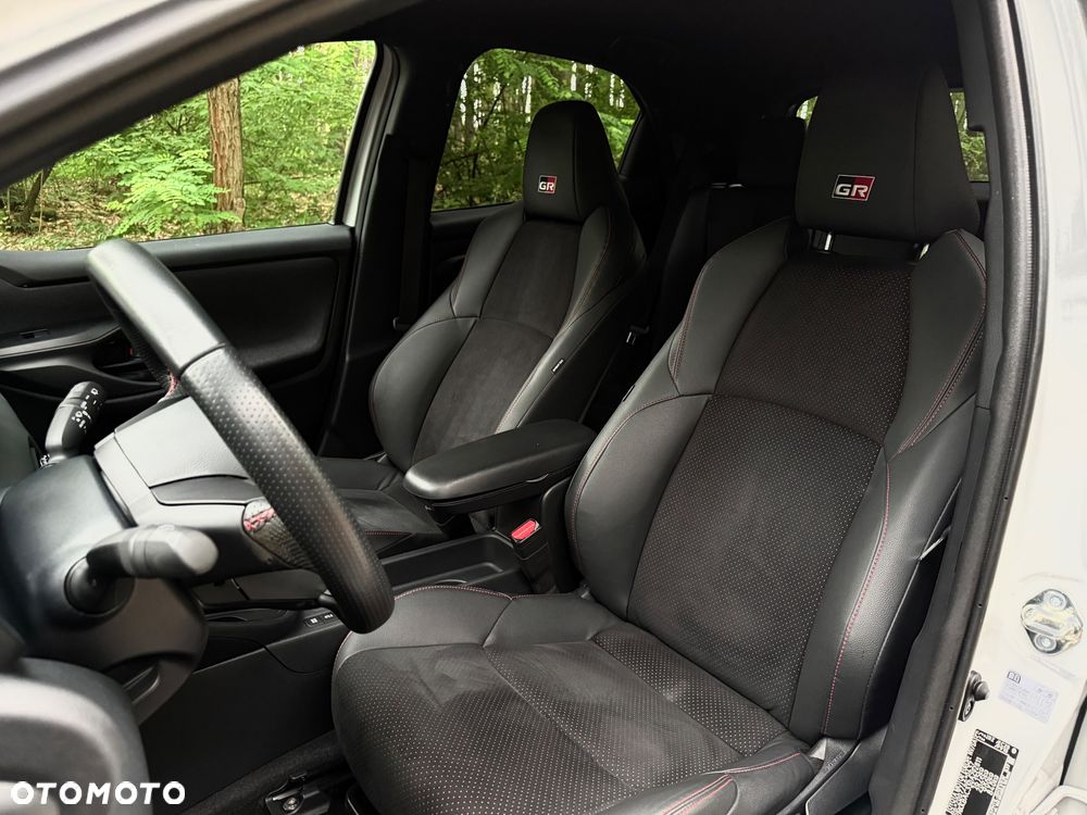 Toyota Yaris Hybrid 1.5 Executive - 22