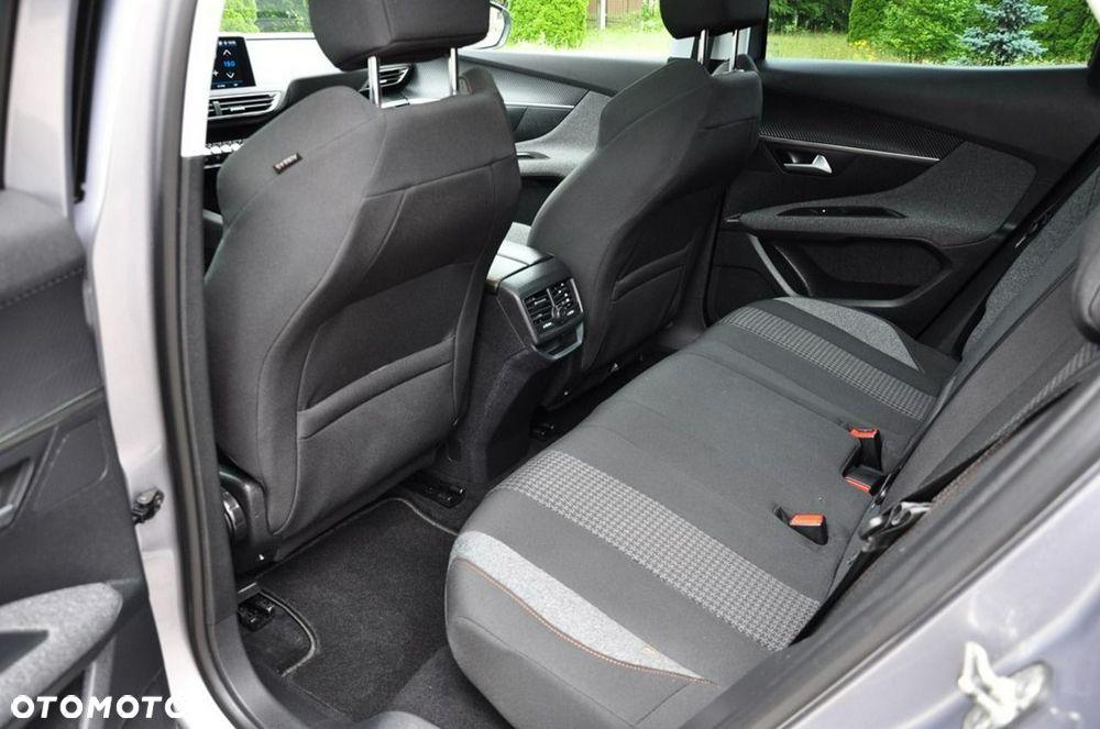 Peugeot 3008 - 24