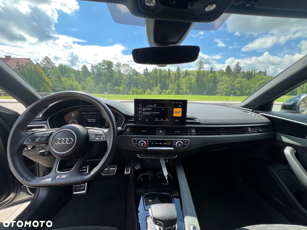 Audi A4 Avant 35 TFSI S tronic S line - 12