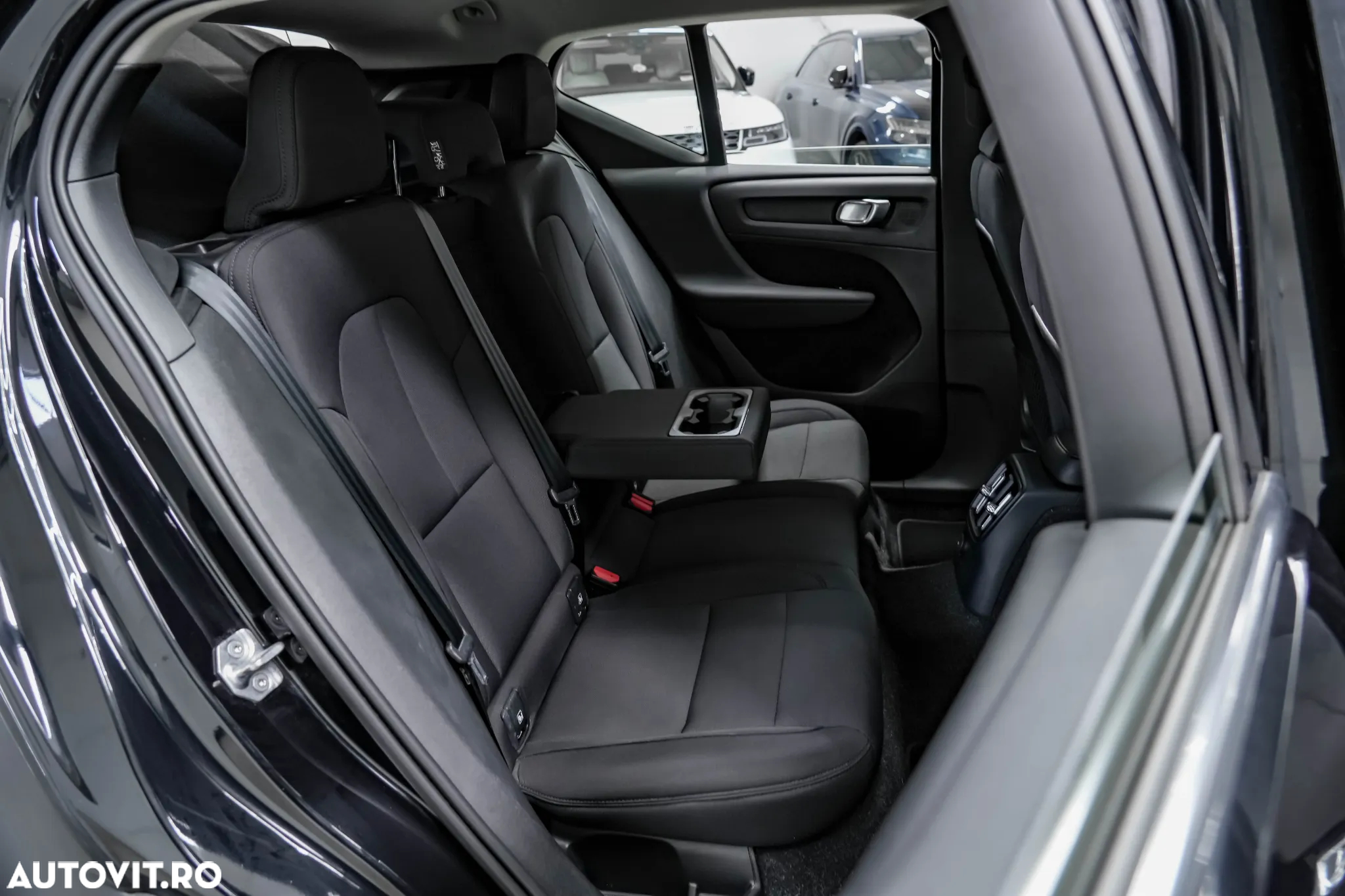 Volvo XC 40 Recharge T5 Twin Engine AT7 Inscription Expression - 9