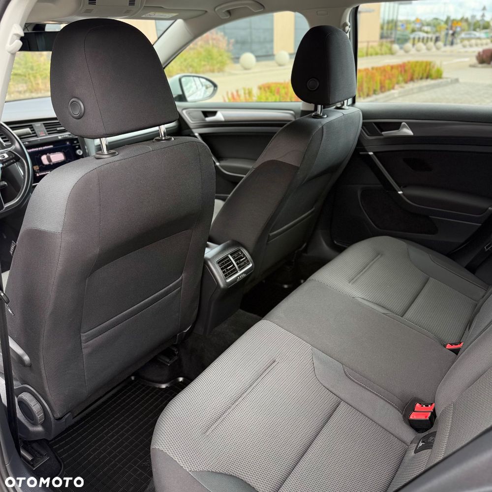 Volkswagen Golf 2.0 TDI BMT Comfortline - 16