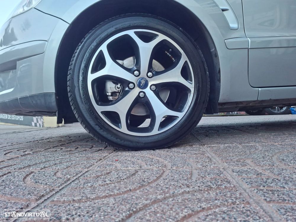 Ford S-Max 2.0 TDCi DPF Titanium - 12